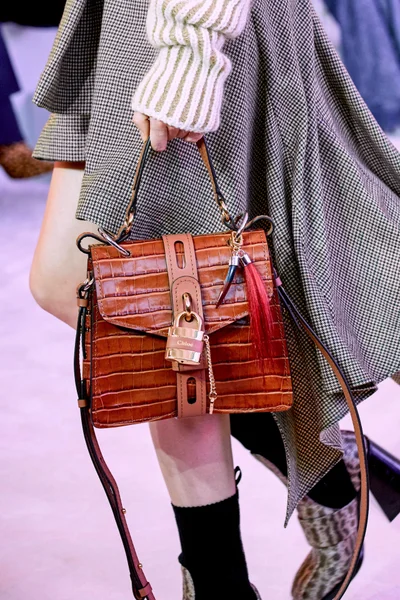 Look 21